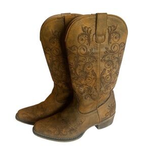 Roper Tall Stuff Snip Toe Brown Ankle Boots with Embroidered Design Sz 8